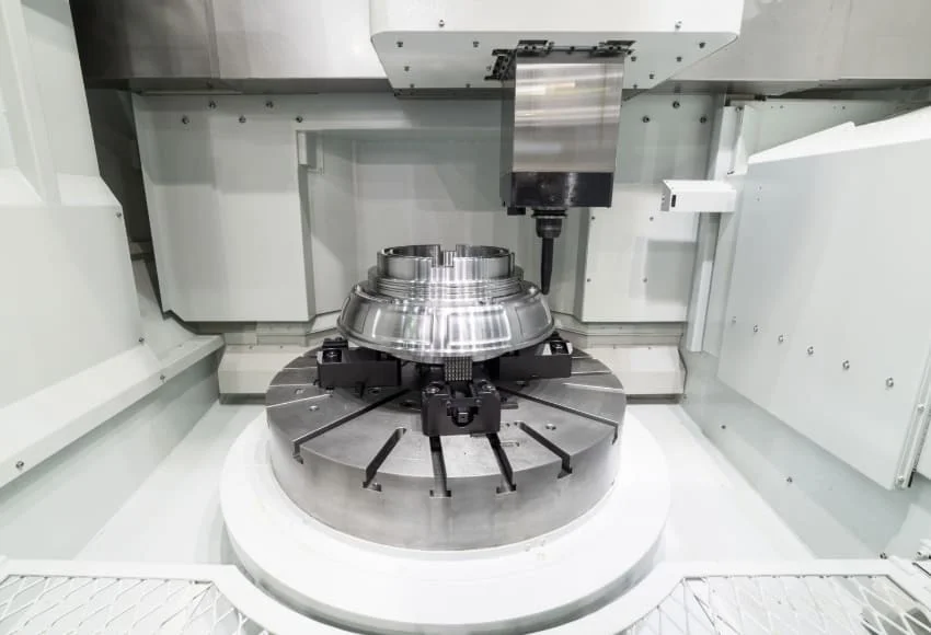 the interior of the 5 axis cnc machine
